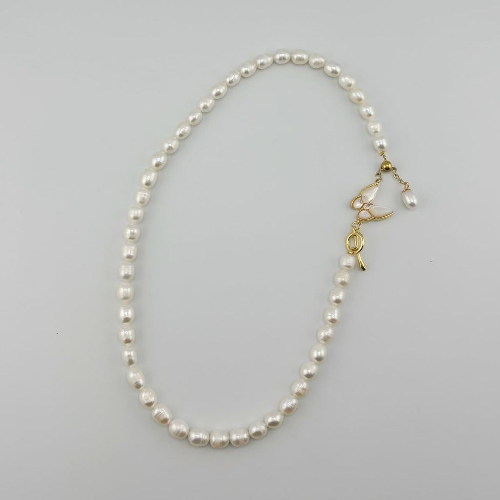 Vòng cổ Ngọc trai hạt xoài Tự Nhiên Khoá Mặt Cánh Bướm CG011B