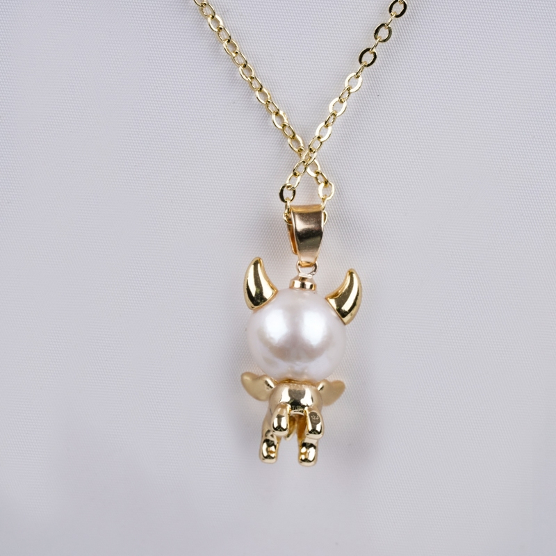 Dây Chuyền Mặt Ngọc Trai Tự Nhiên Dáng Chú Chó Tướng Quân Có Sừng Lạ Mắt MADAME HIEN PEARLS MT043