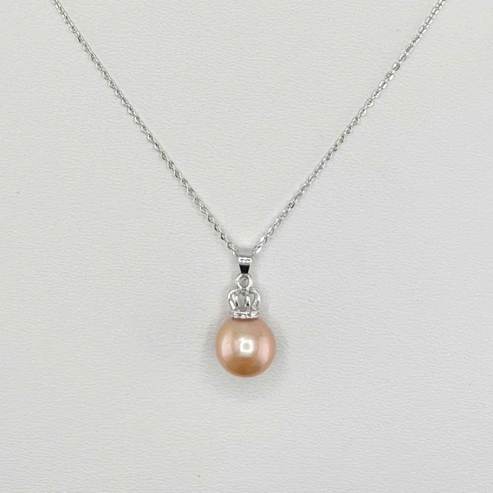 Dây Chuyền Mặt Ngọc Trai Tự Nhiên Hạt Tròn 10-11mm Mặt Vương Miện Sang Trọng MADAME HIEN PEARLS MT032