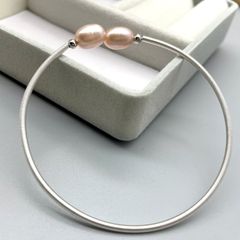 Vòng Tay Ngọc Trai Tối Giản Đính Ngọc Trai Giọt Nước Kiểu Còng Cứng MADAME HIEN PEARL VTG013