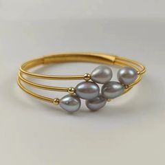 Vòng Tay Gọng Hở Đính Ngọc Giọt Nước MADAME HIEN PEARL Thời Trang VTG004X