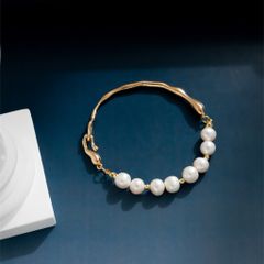 Vòng Tay Hạt Trai Tự Nhiên phong cách Baroque MADAME HIEN PEARLS Cá Tính, Thời thượng VTT014