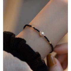 Vòng Cổ Pha Lê Đen Mặt 1 Hạt Ngọc Trai Đơn Giản Tự Nhiên MADAME HIEN PEARLS MB019