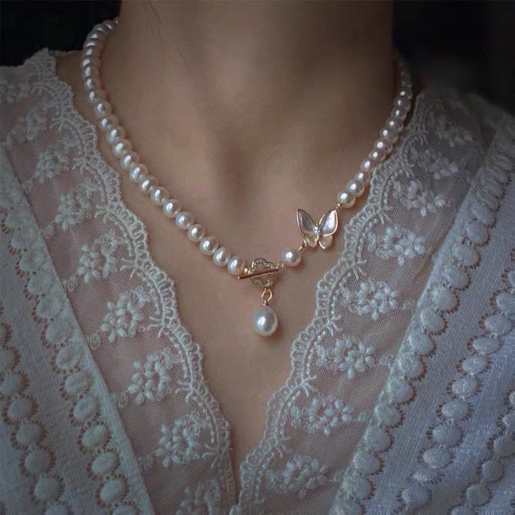 Vòng Cổ Choker Ngọc Trai Nước Ngọt Tự Nhiên Khoá Mặt Bướm Đáng Yêu MADAME HIEN PEARLS Cho Nữ CT013B