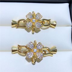 Khóa Cài Mặt Dây Chuyền Hình Hoa 4 Cánh Đính Đá Zircon Mạ Vàng 14K PKKC001B