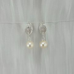 Bông Tai Ngọc Trai Tự Nhiên Khung Bạc Ta Dáng Chiếc Lá Đôi Đính Zircon Tua Rua 1 Viên Ngọc Trai Tròn Tự Nhiên MADAME HIEN PEARLS Cho Nữ BTN220
