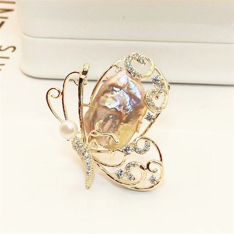 Trâm Cài Áo Dạng Ghim Hình Bướm Đính Viên Ngọc Trai Baroque Tự Nhiên Sang Trọng MADAME HIEN PEARLS