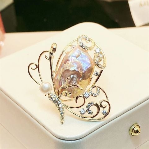 Trâm Cài Áo Dạng Ghim Hình Bướm Đính Viên Ngọc Trai Baroque Tự Nhiên Sang Trọng MADAME HIEN PEARLS