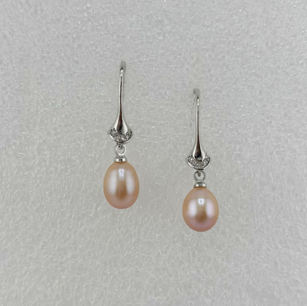 Bông Tai Ngọc Trai Tự Nhiên Móc Câu Chân Móc Hoạ Tiết Tính Đá Zircon MADAME HIEN PEARLS BTG072