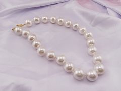 Vòng Cổ Chốt Khoá Vàng 14K Madame Hien Pearls Ngọc Trai Đá 15-16mm AAAA YM001