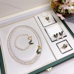 Hộp Da PU Đựng Bộ Nữ Trang 5 Món MADAME HIEN PEARLS Sang Trọng PKG019