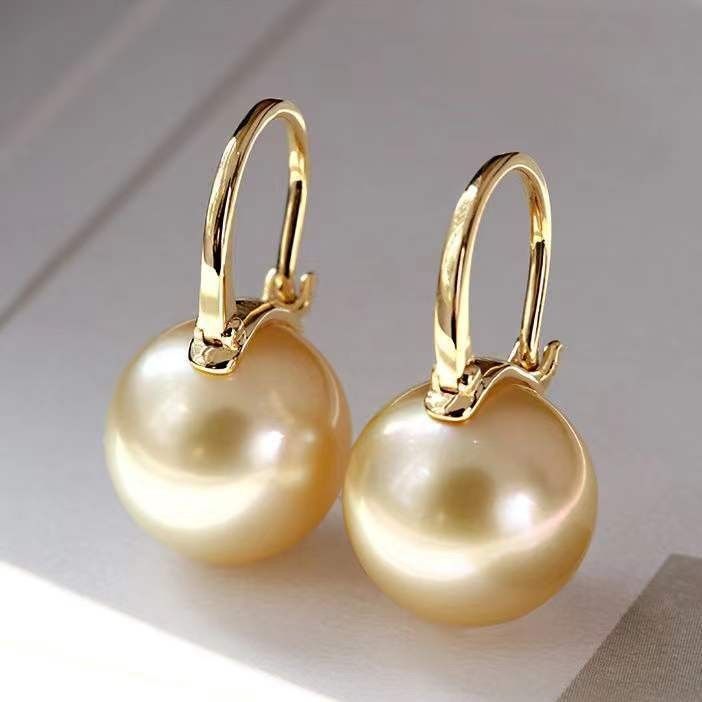 Bông Tai Bạc s925 Mạ Vàng Ý Đính Ngọc Trai 11mm Hạt Tròn Đẹp Grade AAA Mặt Khung U MADAME HIEN PEARLS BMVBTT013