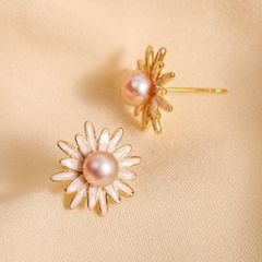 Khuyên Tai Hình Hoa Cúc Nhỏ Đơn Giản Đính Ngọc Trai Tự Nhiên Thời Trang MADAME HIEN PEARLS Cho Nữ BTN062