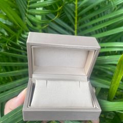 Hộp đựng trang sức cao cấp chất liệu da PU kích thước đa dạng cho từng sản phẩm PKG007