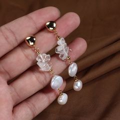 Designer Jewelry Bông Tai Thiết Kế Ngọc Trai Dị Tự Nhiên Phối Đá Quartz Tinh Khiết MADAME HIEN PEARLS BTB026C