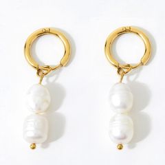 Bông Tai Ngọc Trai Tự Nhiên Khung Thép Mạ Vàng Hình Chữ C Đính 2 Hạt Ngọc Trai Tự Nhiên Tua Rua MADAME HIEN PEARLS BTG094A