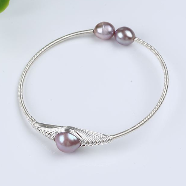 Vòng Tay Ngọc Trai Còng Cứng Quấn Dây Bạc Mạ Vàng Mặt Quấn 1 Hạt MADAME HIEN PEARLS Unisex Nam Nữ VTT107