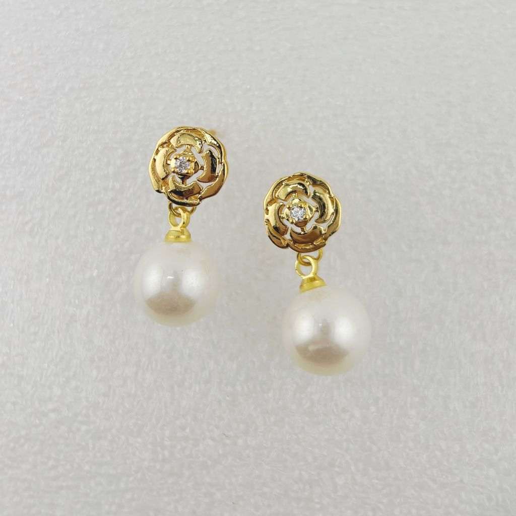 Bông Tai Ngọc Trai Tự Nhiên Mặt Hoa Hồng Đính Hạt Ngọc Trai Tròn 9-10mm MADAME HIEN PEARLS BTT070