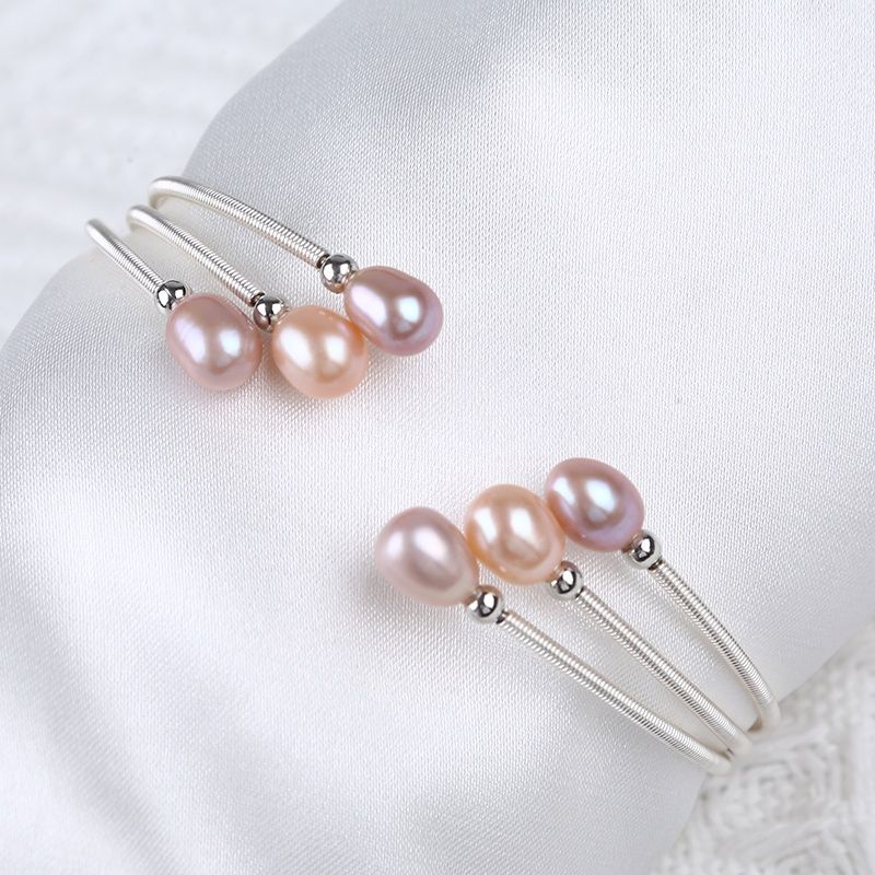 Vòng Tay Gọng Hở Đính Ngọc Trai Giọt Nước Kiểu Còng Cứng Đính Ngọc Trai MADAME HIEN PEARL Thời Trang Freesize VTG004MB