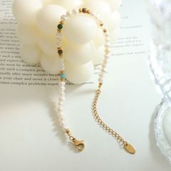 Vòng Tay Ngọc Trai Tự Nhiên Khoá Thép Titan Mạ Vàng Phong Cách Bohemian MADAME HIEN PEARLS VTT078