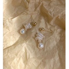 Designer Jewelry Bông Tai Thiết Kế Ngọc Trai Keshi Phối Tua Rua 1 Hạt Dị MADAME HIEN PEARLS Thời Trang Pháp BTB072