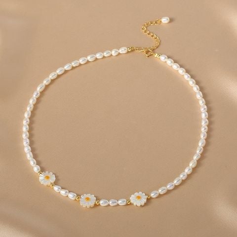 Vòng cổ Ngọc Trai Tự Nhiên Mặt Hoa Cúc Vỏ Sò MADAME HIEN PEARLS Cho Con Gái Yêu