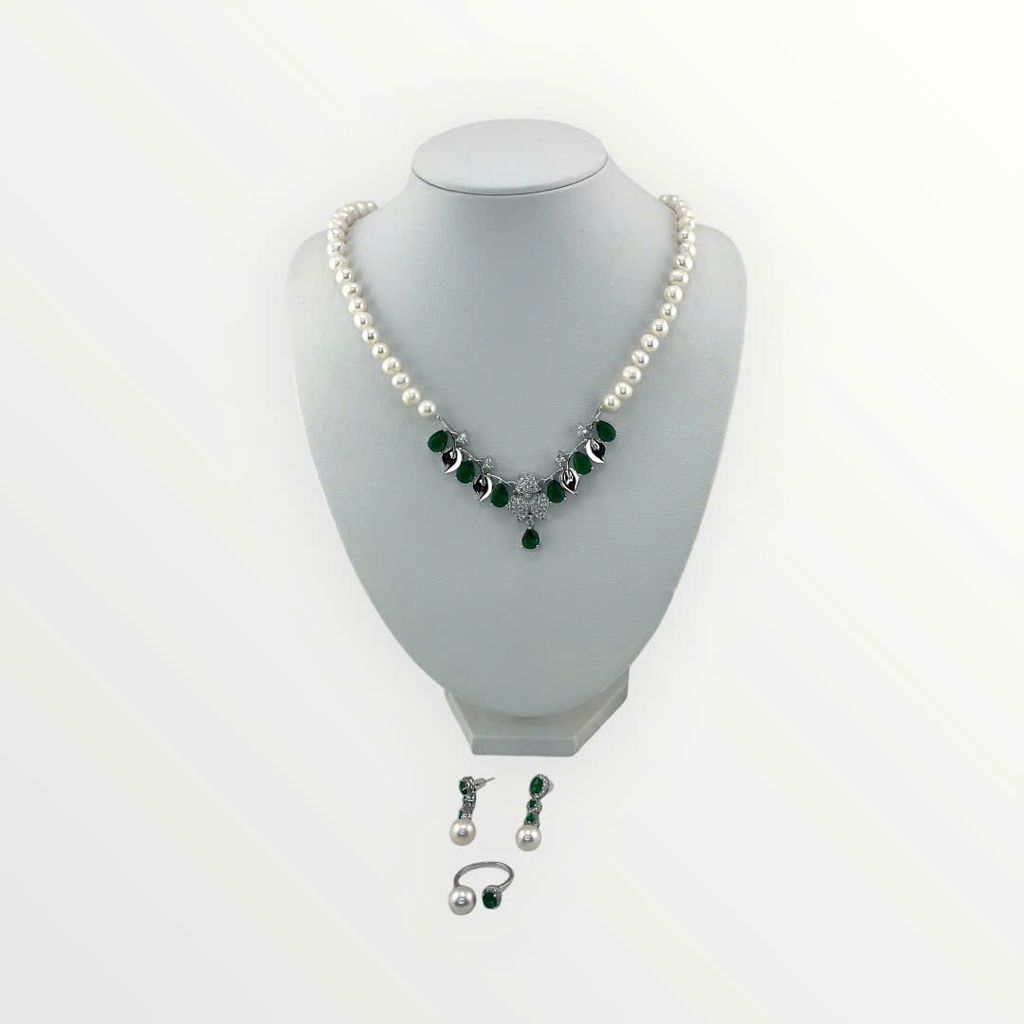 Bộ Set Ngọc Trai Vòng Cổ, Bông Tai và Nhẫn Tự Nhiên Đính Đá Quý Xanh Lục Bảo MADAME HIEN PEARLS Cho Nữ SCT029