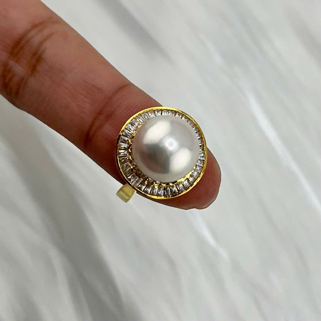 Nhẫn Vàng Thật 18k 1c30 Đính Ngọc Trai 11-12mm Hạt Tròn Đẹp Grade AAA MADAME HIEN PEARLS