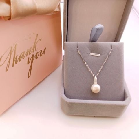 Bộ Bông Tai Hạt Trai gồm Bông và Mặt dây chuyền Dáng Giày Cao Gót MADAME HIEN PEARLS Bạc Ta Size Khủng 9-12mm ACS002