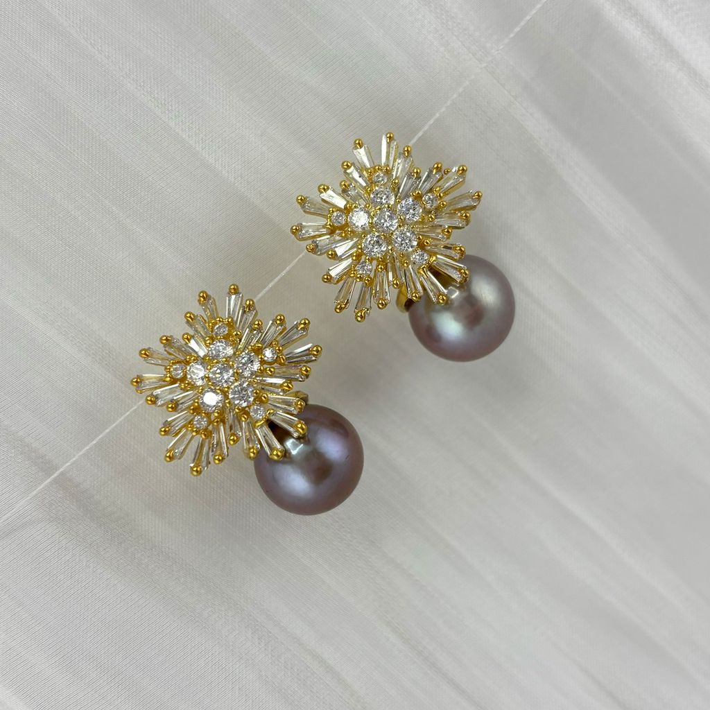 Bông Tai Khung Bạc Ý s925 Mạ Vàng Thật 18k Mặt Hoa Hướng Dương Nở Đính Ngọc Trai Tím 11mm Hạt Tròn Đẹp Grade AAA MADAME HIEN PEARLS BMVBTT011TV