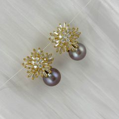 Bông Tai Khung Bạc Ý s925 Mạ Vàng Thật 18k Mặt Hoa Hướng Dương Nở Đính Ngọc Trai Tím 11mm Hạt Tròn Đẹp Grade AAA MADAME HIEN PEARLS BMVBTT011TV