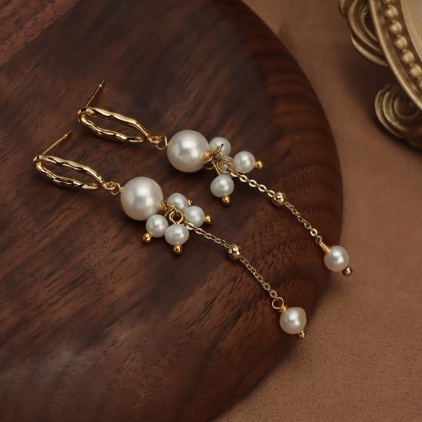 DESIGNER JEWELRY Bông Tai Cụm Hoa Ngọc Trai Tự Nhiên Tua Rua Mặt Cười Thời Trang RUNWAY Sang Trọng MADAME HIEN PEARLS BTT127