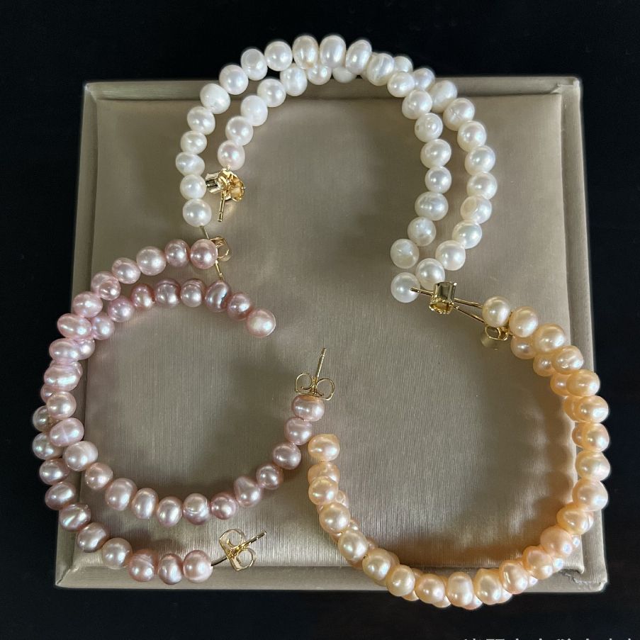 Bông Tai Chữ C To Tròn Đính Ngọc Trai Tròn MADAME HIEN PEARLS Dễ Thương Cho Nữ BTT089