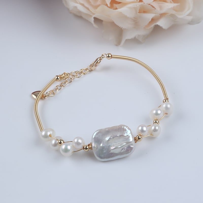 Vòng Tay Ngọc Trai Dị Baroque Dáng Vuông Tự Nhiên Phối Bện Hạt Tròn và Còng Cứng Cá Tính MADAME HIEN PEARLS VTB042