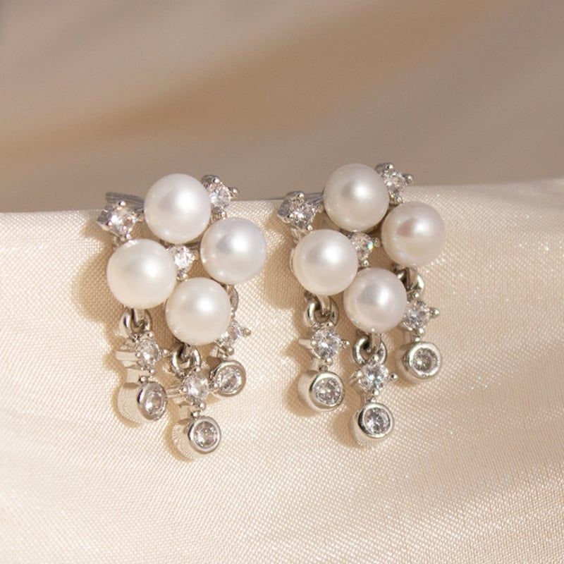 Bông Tai Ngọc Trai Tự Nhiên Mặt 4 Hạt Ngọc Trai Đính 3 Sợi Tua Rua Đáng Yêu MADAME HIEN PEARLS Cho Nữ BTN257