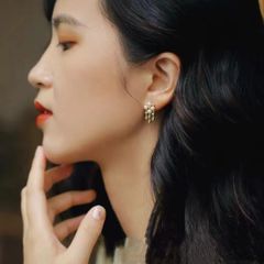 Bông Tai Ngọc Trai Tự Nhiên Mặt 4 Hạt Ngọc Trai Đính 3 Sợi Tua Rua Đáng Yêu MADAME HIEN PEARLS Cho Nữ BTN257