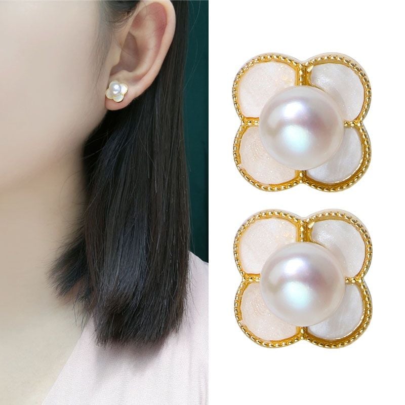 Bông Tai Ngọc Trai Tự Nhiên Cỏ 4 Lá Trắng Xà Cừ Hoạ Tiết LV MADAME HIEN PEARLS Thời Trang Nữ BTN190