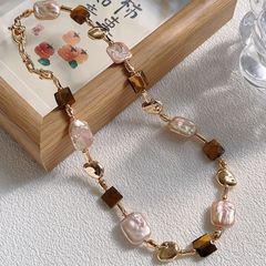 DESIGNER JEWELRY Bộ Set Trang Sức Gồm Vòng Cổ Và Vòng Tay Ngọc Trai Tự Nhiên Baroque Vuông Phối Viên Hổ Phách Vuông Và Cham Vàng Sang Trọng Cá Tính Thời Trang RUNWAY MADAME HIEN PEARLS SCB009