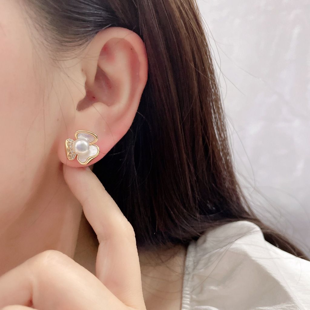 Bông Tai Kim Bạc s925 Mặt Hoa 3D Hoa 3 Cánh Sang Trọng Đính Ngọc Trai Tự Nhiên MADAME HIEN PEARLS Cho Nữ BTN295