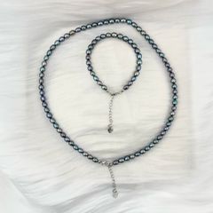 Bộ Set Ngọc Trai Đen Lông Công Vòng cổ + Vòng Tay Hạt Gạo Tự Nhiên 5-6mm Độ Bóng Cao AAAA MADAME HIEN PEARLS SCG005