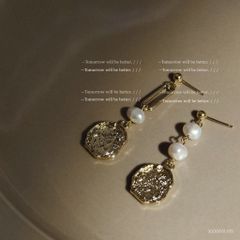 Khuyên Tai Kim Loại Đính Hạt Ngọc Trai Tua Rua Không Đối Xứng Phong Cách Hàn Quốc MADAME HIEN PEARLS BTB085