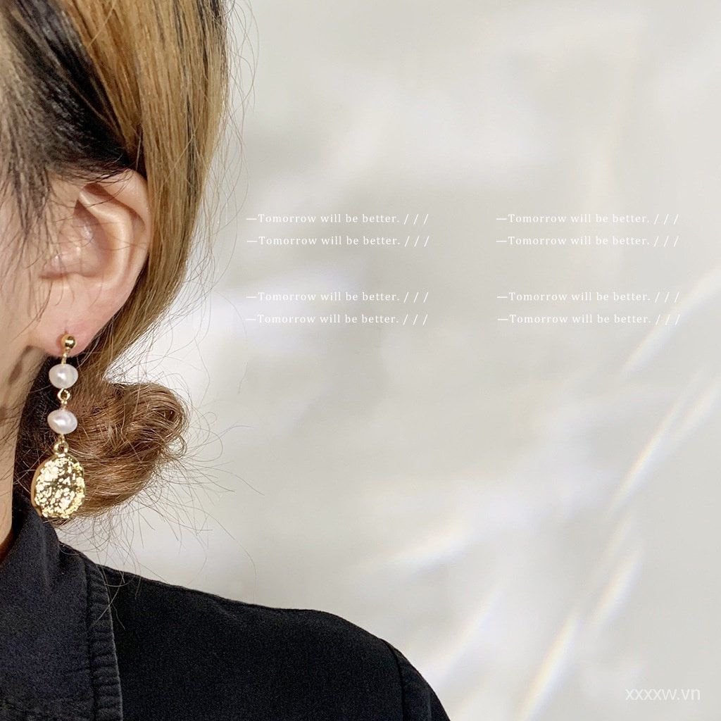 Khuyên Tai Kim Loại Đính Hạt Ngọc Trai Tua Rua Không Đối Xứng Phong Cách Hàn Quốc MADAME HIEN PEARLS BTB085