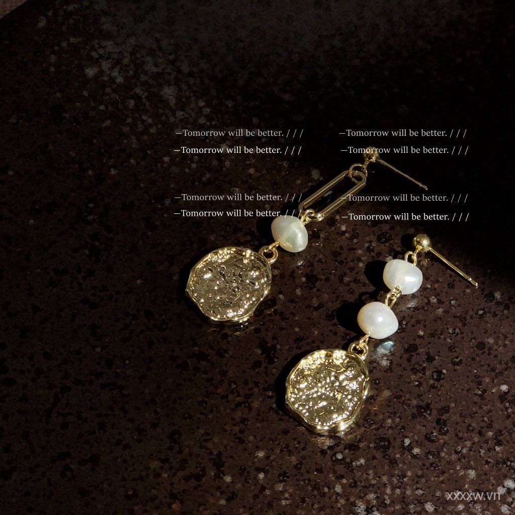 Khuyên Tai Kim Loại Đính Hạt Ngọc Trai Tua Rua Không Đối Xứng Phong Cách Hàn Quốc MADAME HIEN PEARLS BTB085