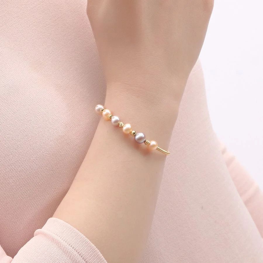 Vòng Tay Dạng Còng Cứng Mặt Đính 6 Hạt Ngọc Trai Nước Ngọt Tự Nhiên Dây Xoắn Freesize VTT012