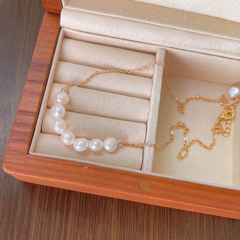 Vòng Cổ 8 Hạt Ngọc Trai Baroque Tự Nhiên Mặt Cười MADAME HIEN PEARLS MB005