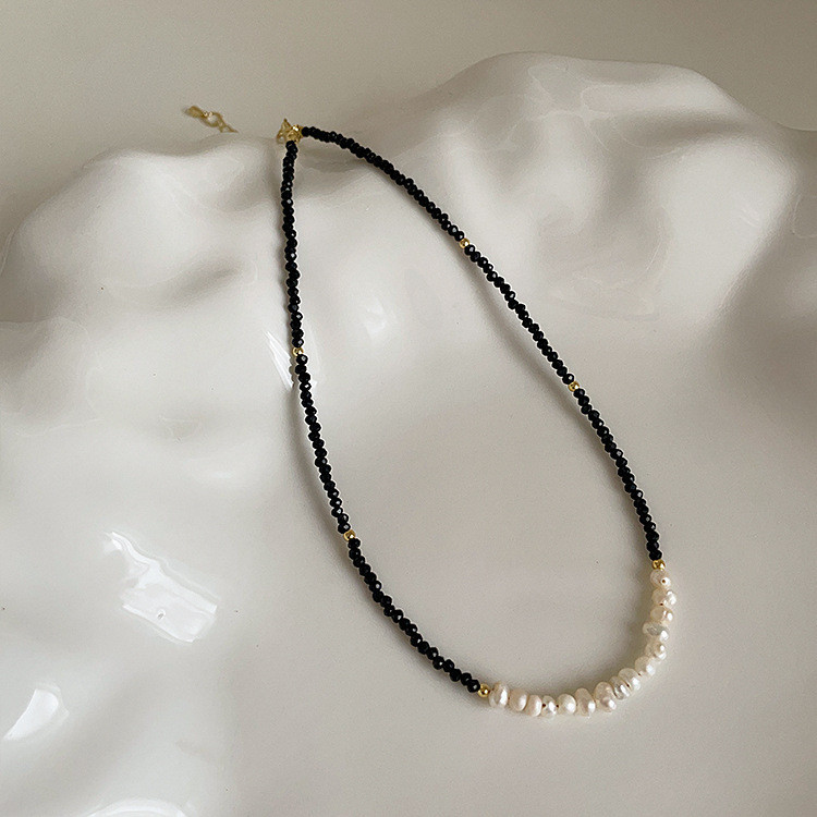 Vòng Cổ Pha Lê Đen Mặt Cười Hạt Baroque Nhí Tự Nhiên MADAME HIEN PEARLS MB021