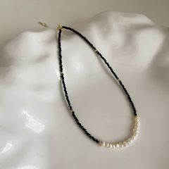 Vòng Cổ Pha Lê Đen Mặt Cười Hạt Baroque Nhí Tự Nhiên MADAME HIEN PEARLS MB021