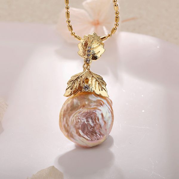 Mặt Dây Chuyền Ngọc Trai Baroque Khoen Móc Vàng Lá Sang Trọng MADAME HIEN PEARLS MB025