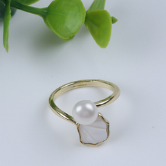Nhẫn Ngọc Trai Nước Ngọt Sò Biển MADAME HIEN PEARLS Tươi Mới Cho Nữ NN021