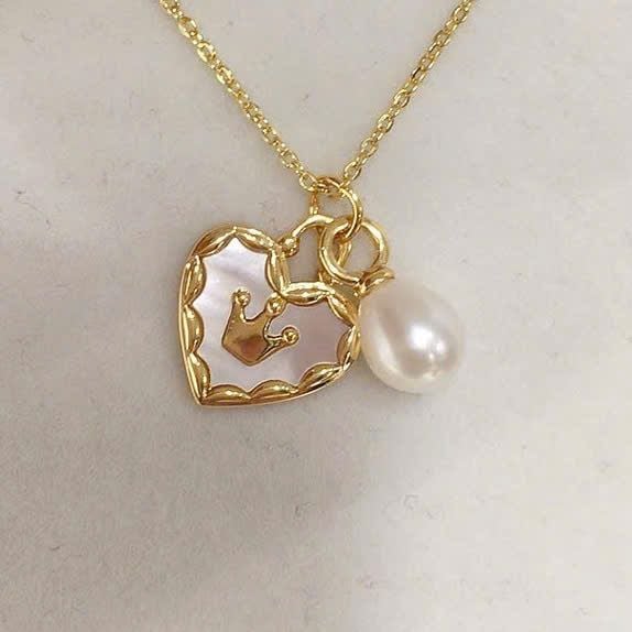 Vòng Cổ Ngọc Trai Mặt Tim Cẩn Vương Miện Dễ Thương MADAME HIEN PEARLS Cho Nữ MG034